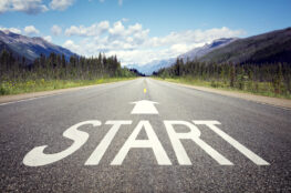 Už nechceš jen přežívat? Zjisti, proč se život ani příjem nemění samy a jak udělat konkrétní kroky ke spokojenosti, zdravým vztahům a větší sebehodnotě.